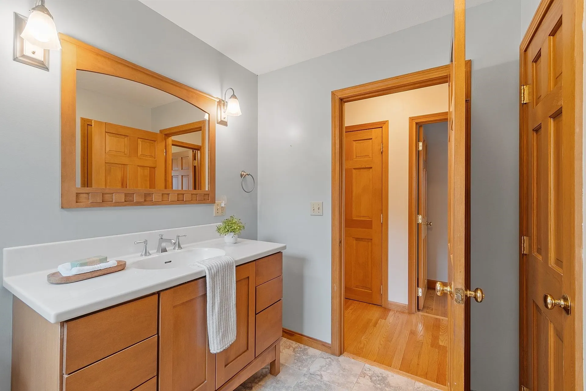 6 Pinehurst Avenue Nashua NH 03062