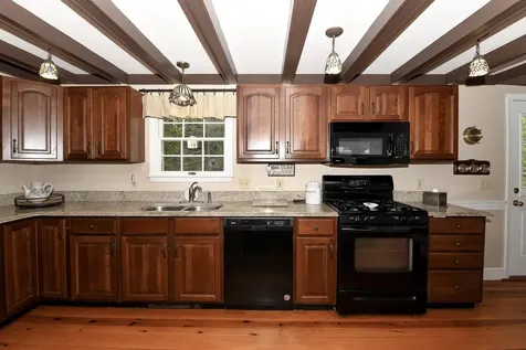 66 Ash Street Conway NH 03860
