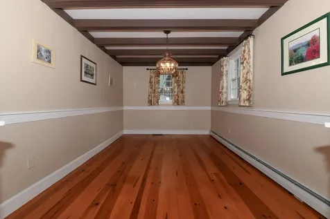 66 Ash Street Conway NH 03860