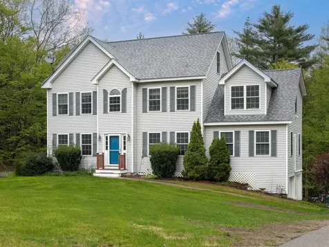 32 Godfrey Lane Fremont NH 03044