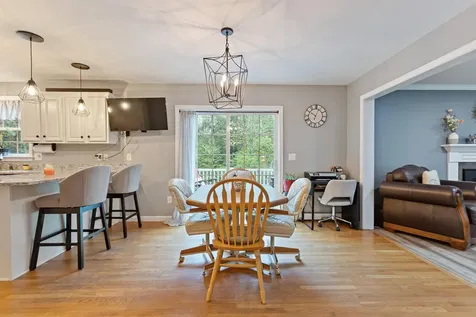 32 Godfrey Lane Fremont NH 03044