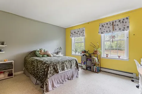 32 Godfrey Lane Fremont NH 03044