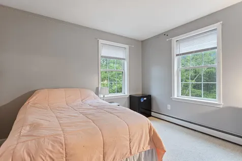 32 Godfrey Lane Fremont NH 03044