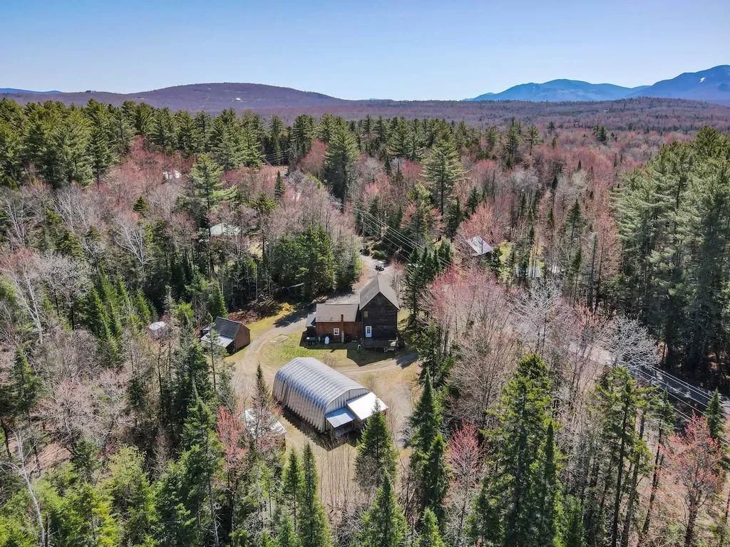 50 Wilderness Road Bethlehem NH 03574