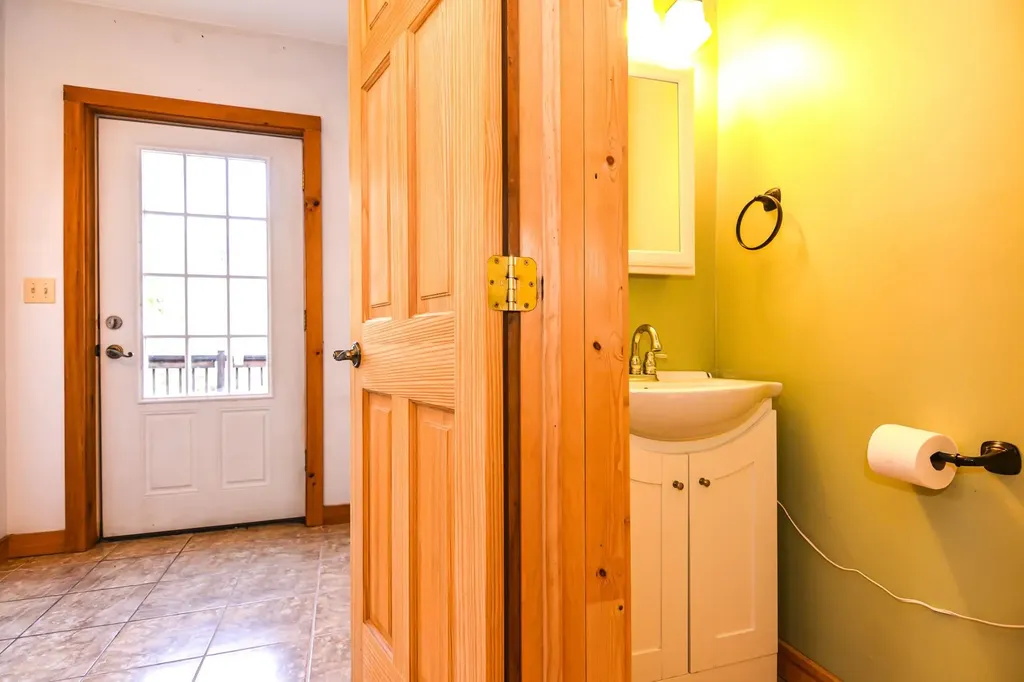 50 Wilderness Road Bethlehem NH 03574