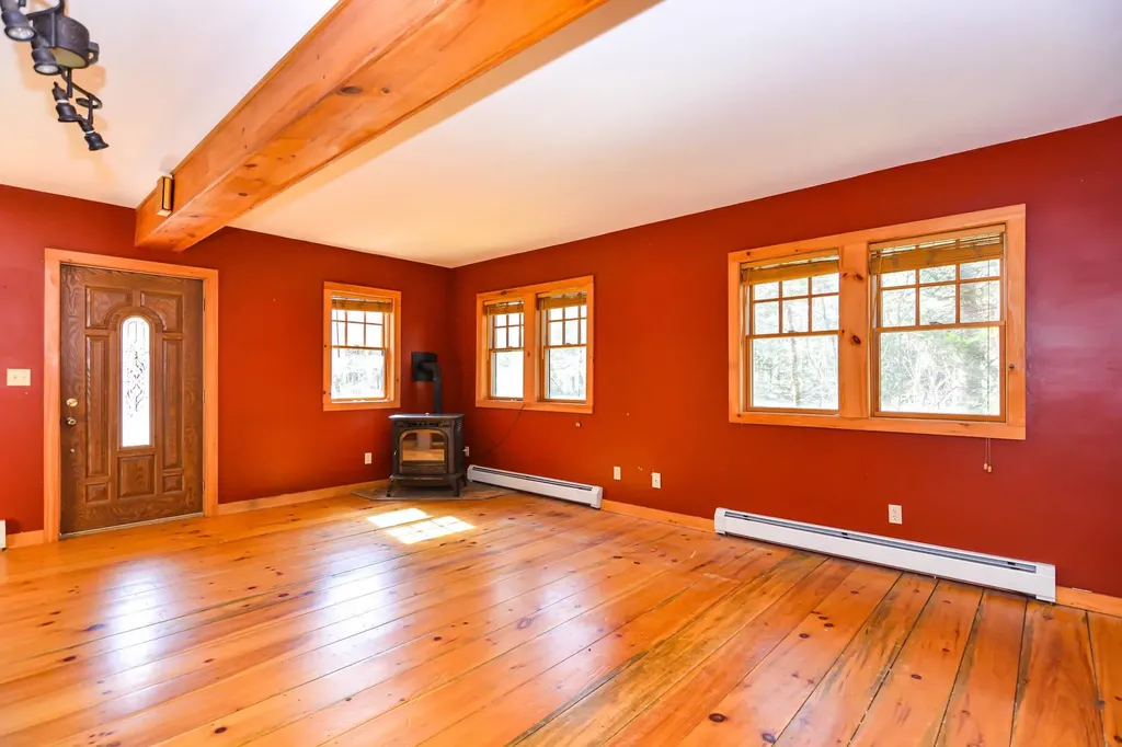 50 Wilderness Road Bethlehem NH 03574