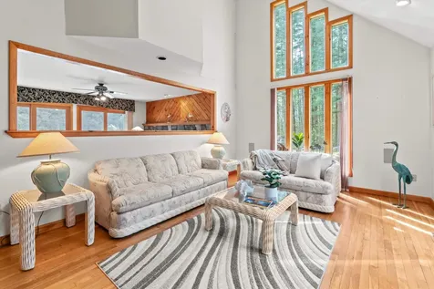 6 Hidden Ranch Drive Hooksett NH 03106