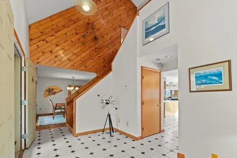 6 Hidden Ranch Drive Hooksett NH 03106