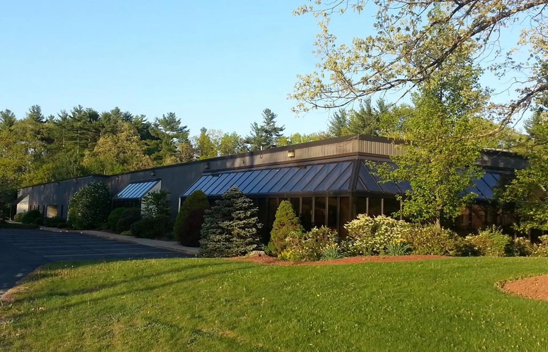 17 Clinton Drive Hollis NH 03049