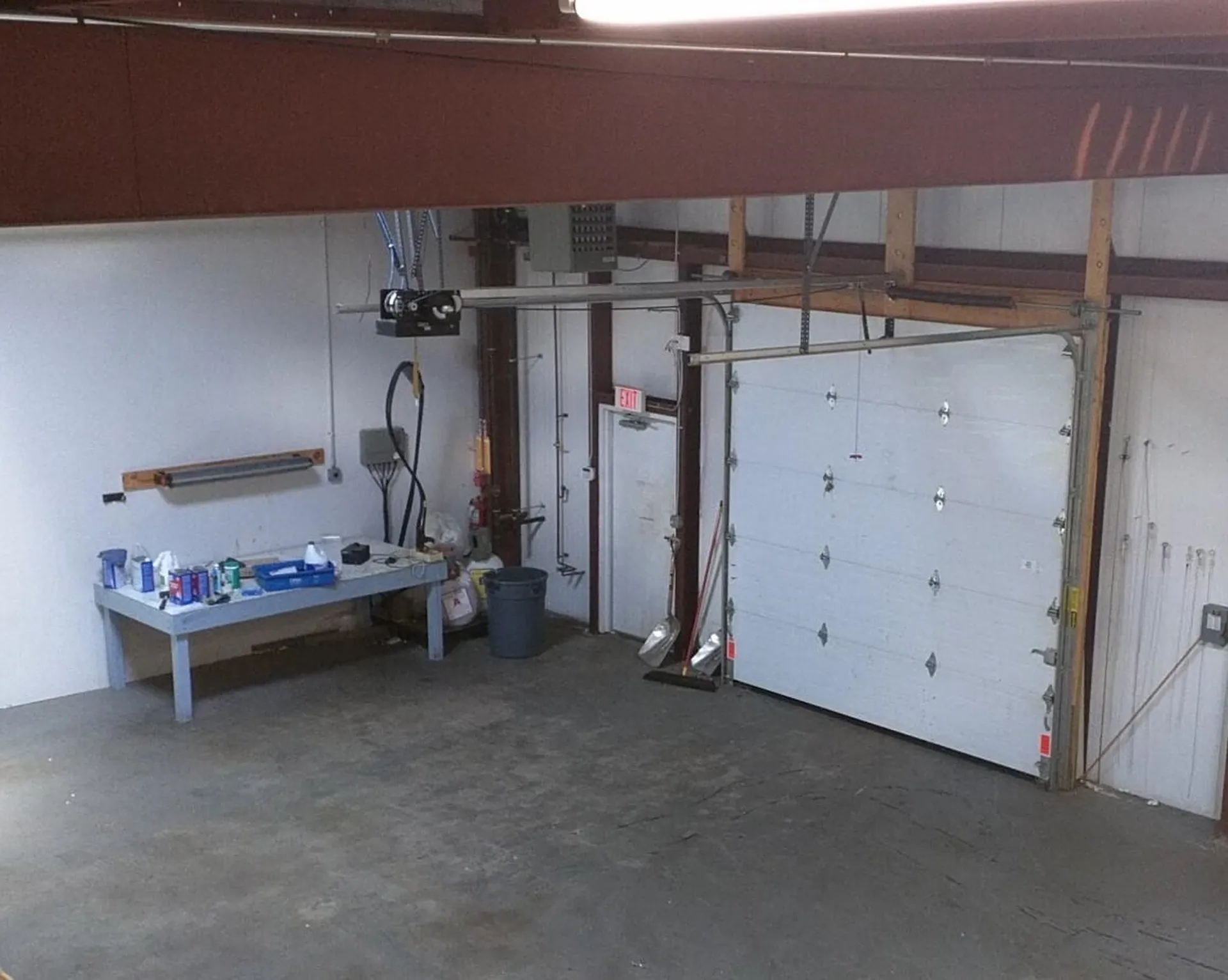 17 Clinton Drive Hollis NH 03049