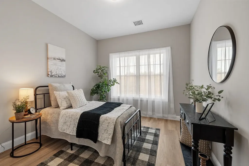 10100 S Willow Street Manchester NH 03103