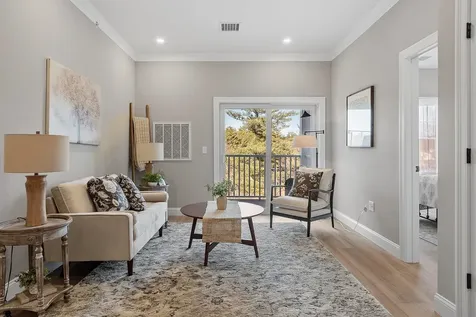 10100 S Willow Street Manchester NH 03103