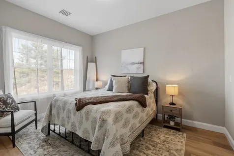 10100 S Willow Street Manchester NH 03103