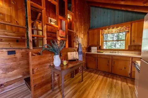 22 Hemlock Lane Hebron NH 03241