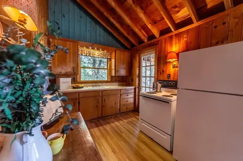 22 Hemlock Lane Hebron NH 03241