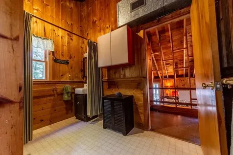 22 Hemlock Lane Hebron NH 03241