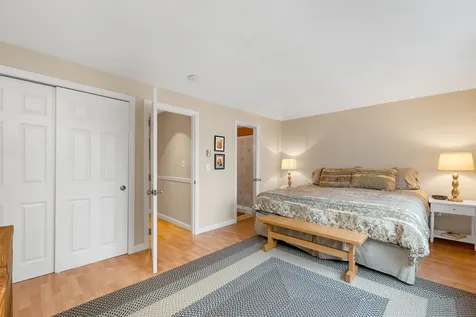 19 Wawbeek Road Tuftonboro NH 03816