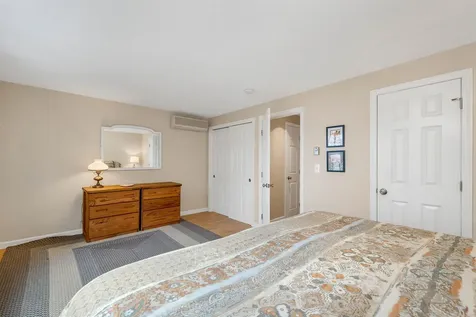 19 Wawbeek Road Tuftonboro NH 03816