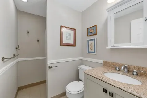 19 Wawbeek Road Tuftonboro NH 03816