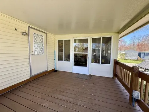 15 Whites Lane Grand Isle VT 05458