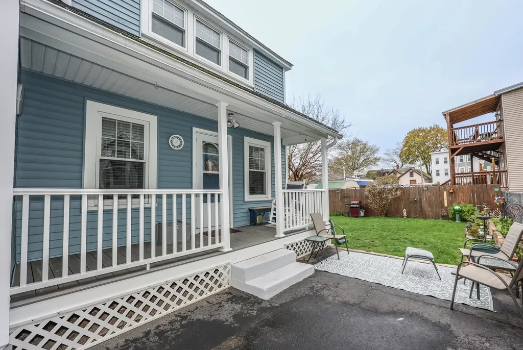 10 Russell Street Manchester NH 03104