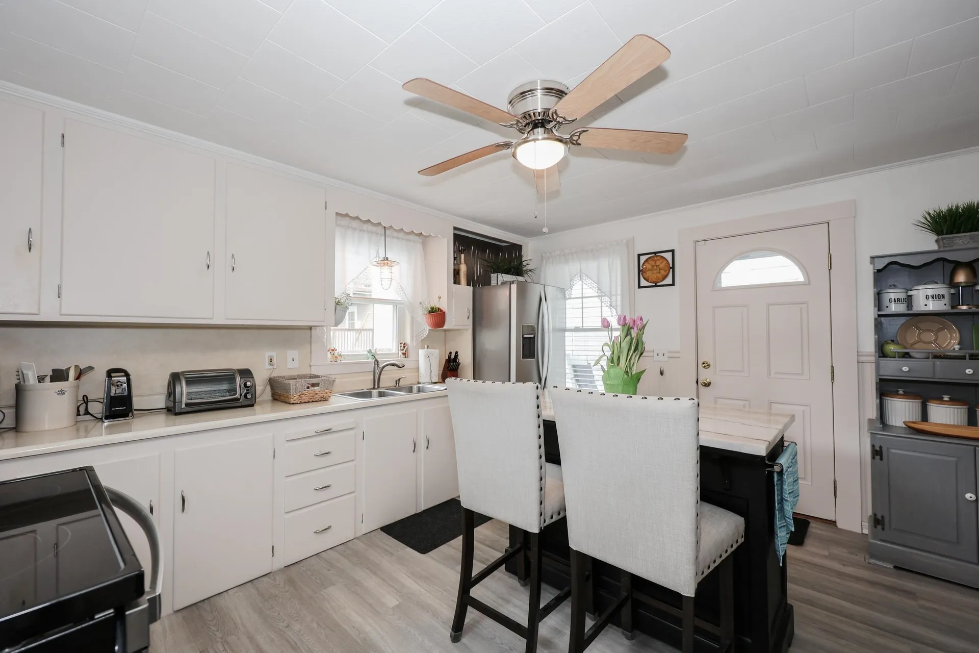 10 Russell Street Manchester NH 03104