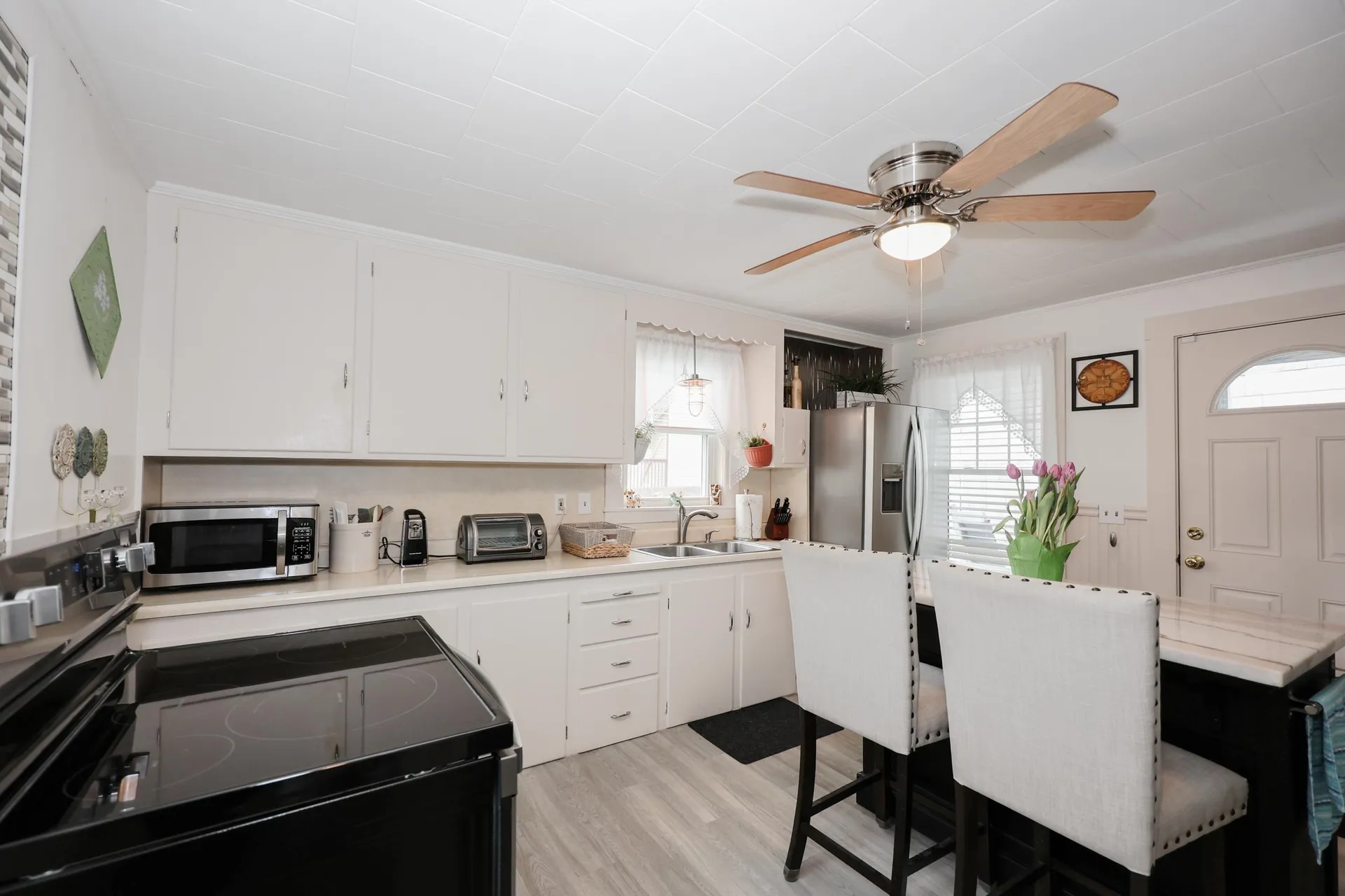 10 Russell Street Manchester NH 03104