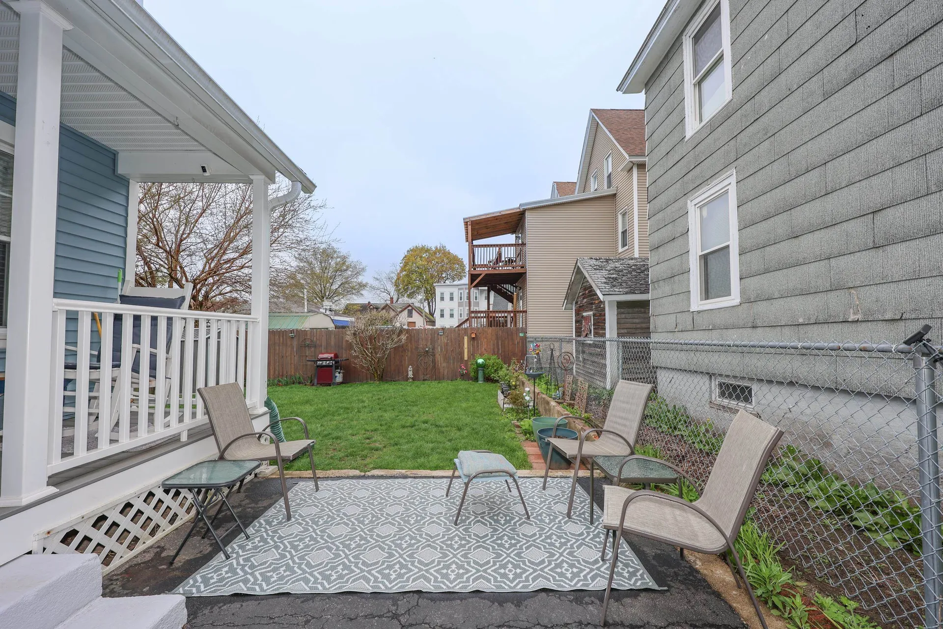 10 Russell Street Manchester NH 03104