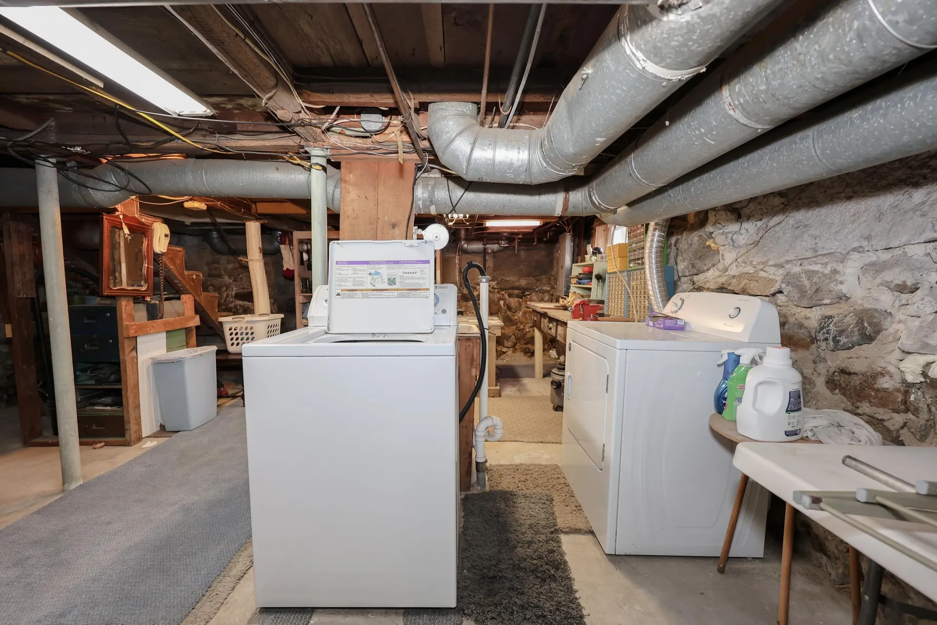 10 Russell Street Manchester NH 03104