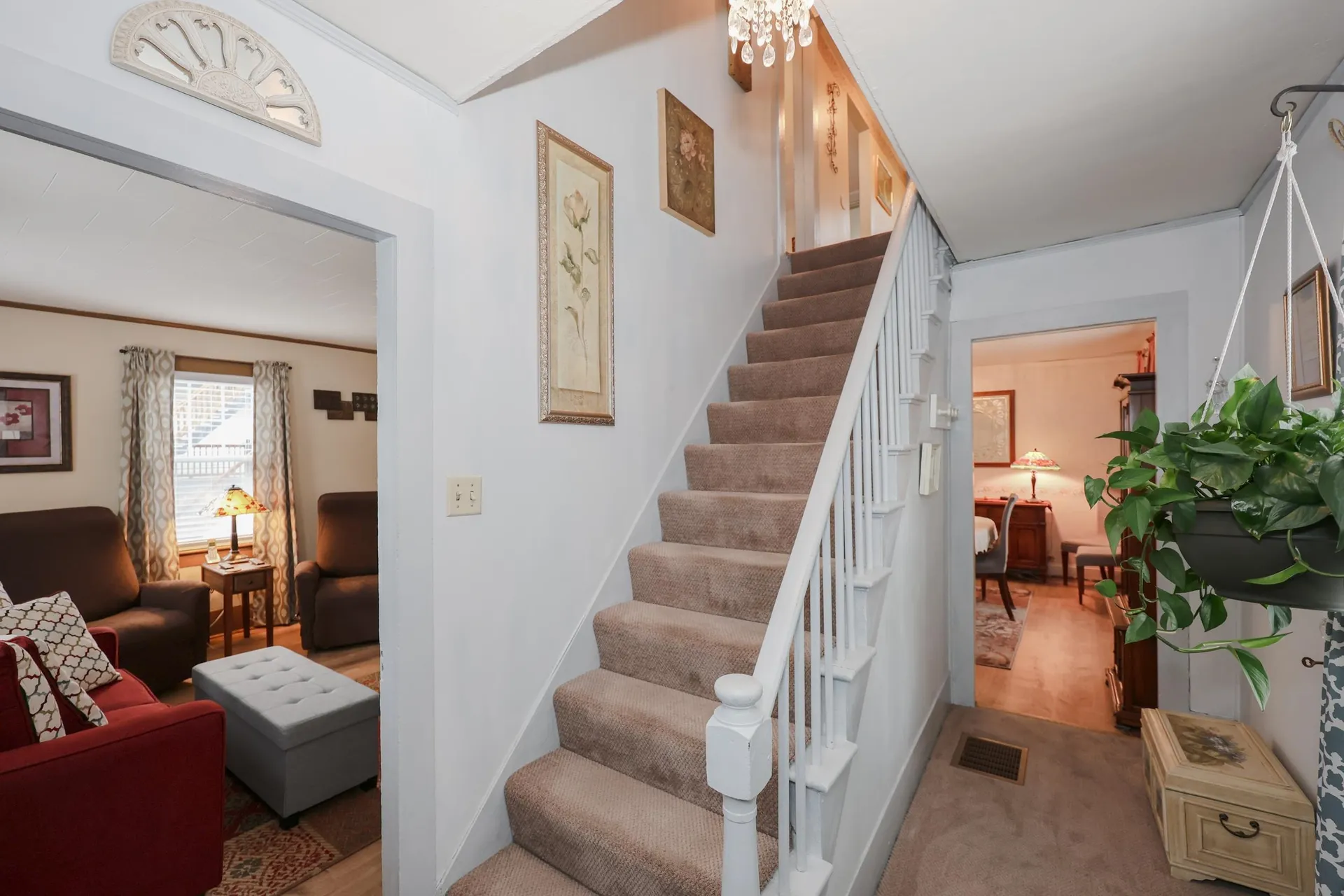 10 Russell Street Manchester NH 03104