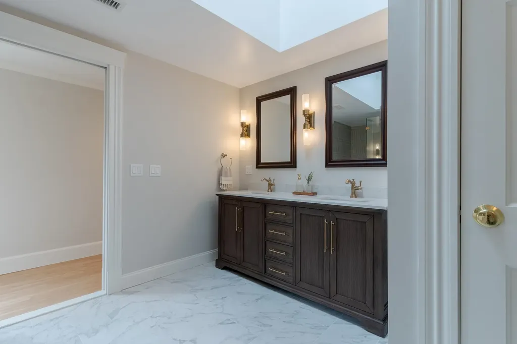 178 High Street Exeter NH 03833