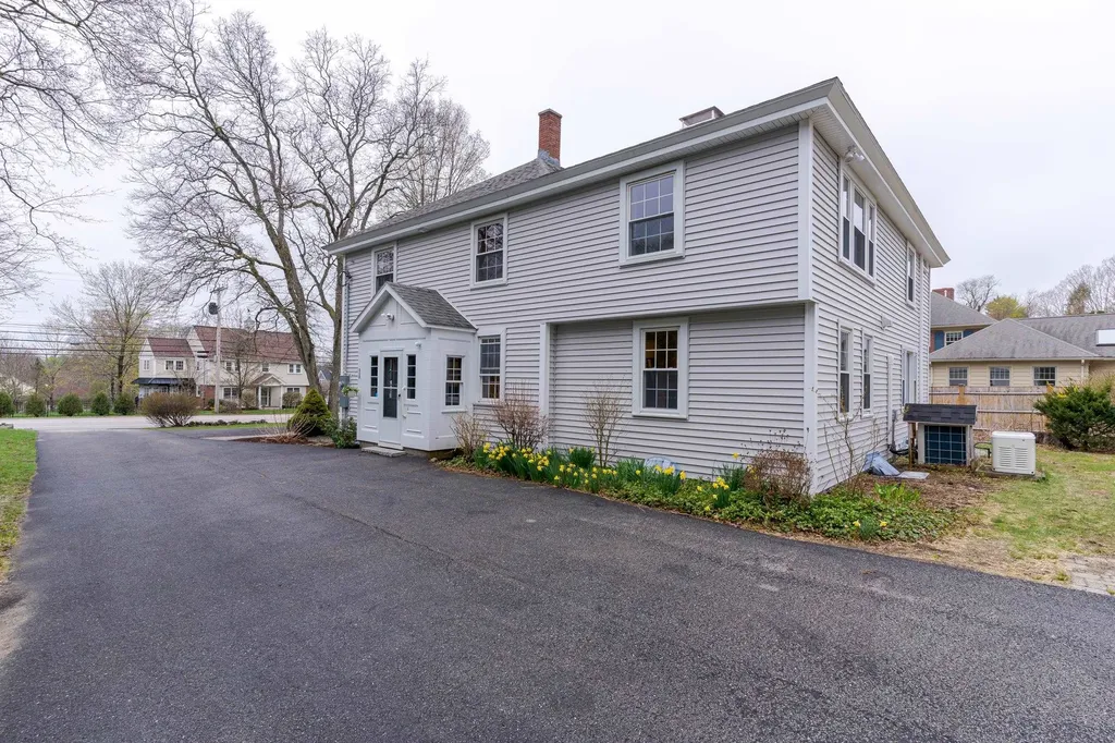 178 High Street Exeter NH 03833