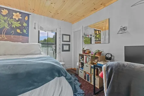 36 Mountain Street Bristol VT 05443