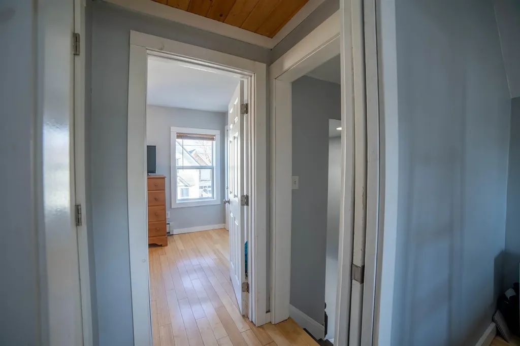 12 Friendship Street Rochester NH 03867