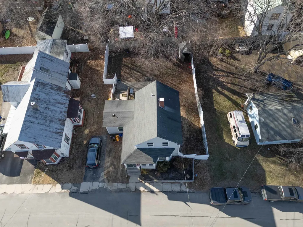 12 Friendship Street Rochester NH 03867