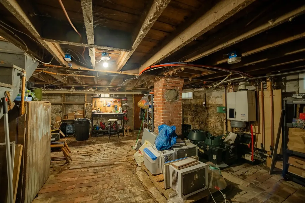 12 Friendship Street Rochester NH 03867