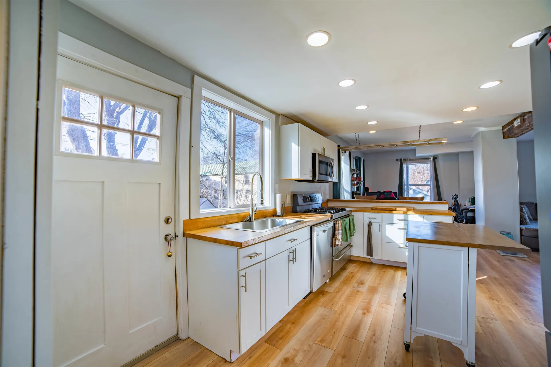 12 Friendship Street Rochester NH 03867