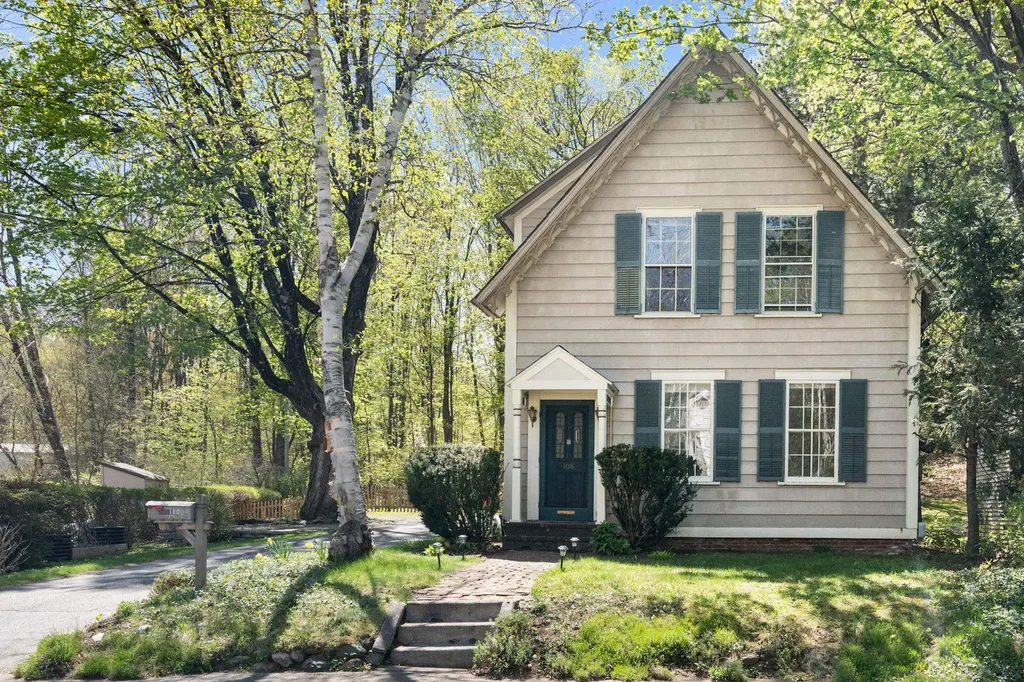 108 Chestnut Street Brattleboro VT 05301