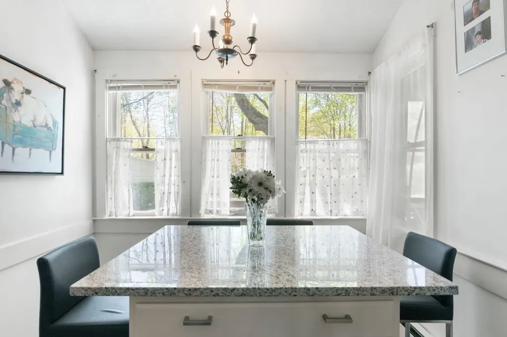 108 Chestnut Street Brattleboro VT 05301