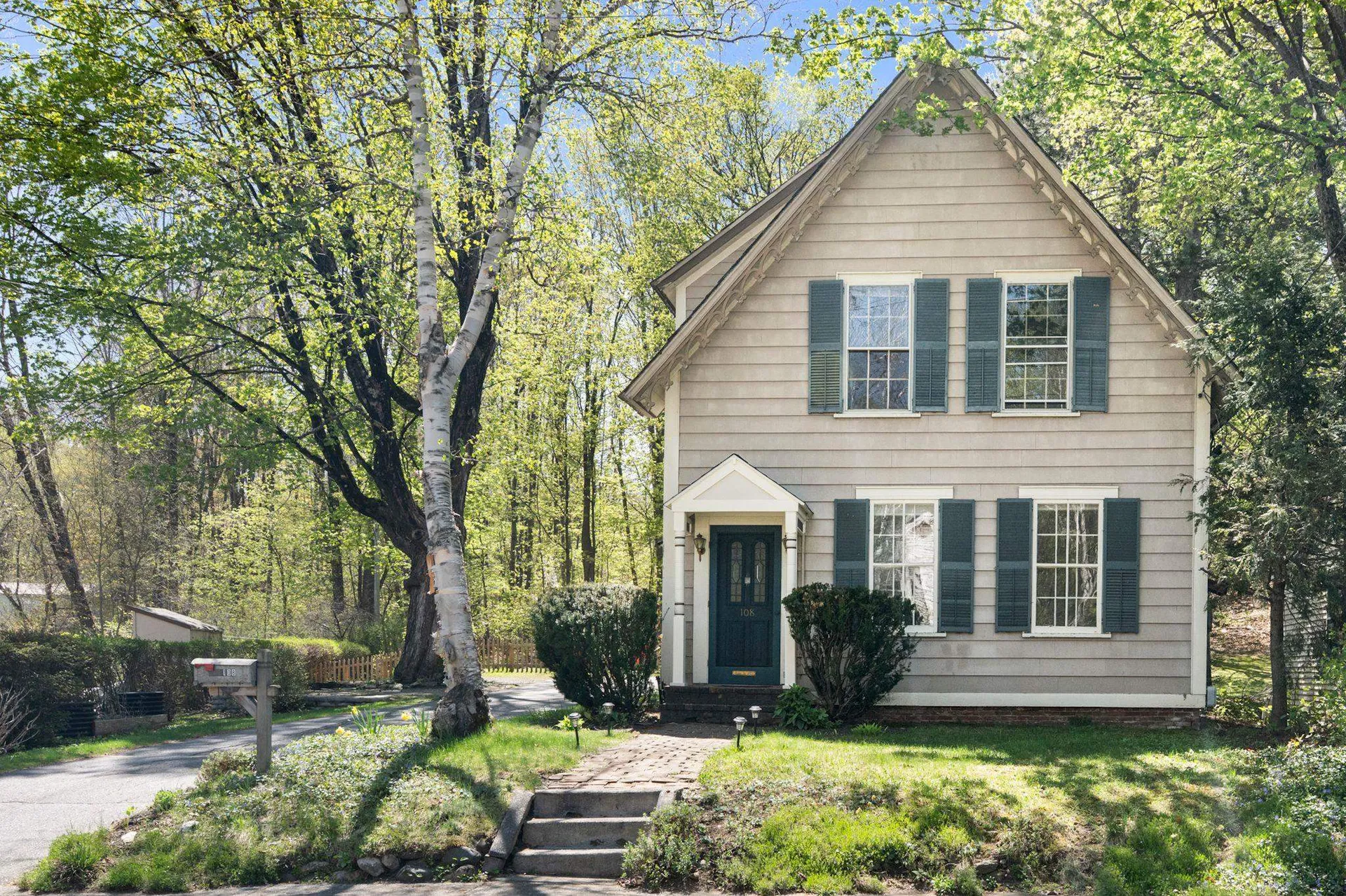 108 Chestnut Street Brattleboro VT 05301