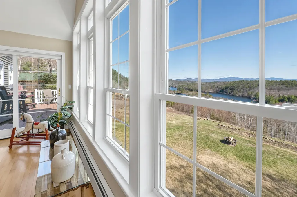 28 Lake View Drive New Hampton NH 03256