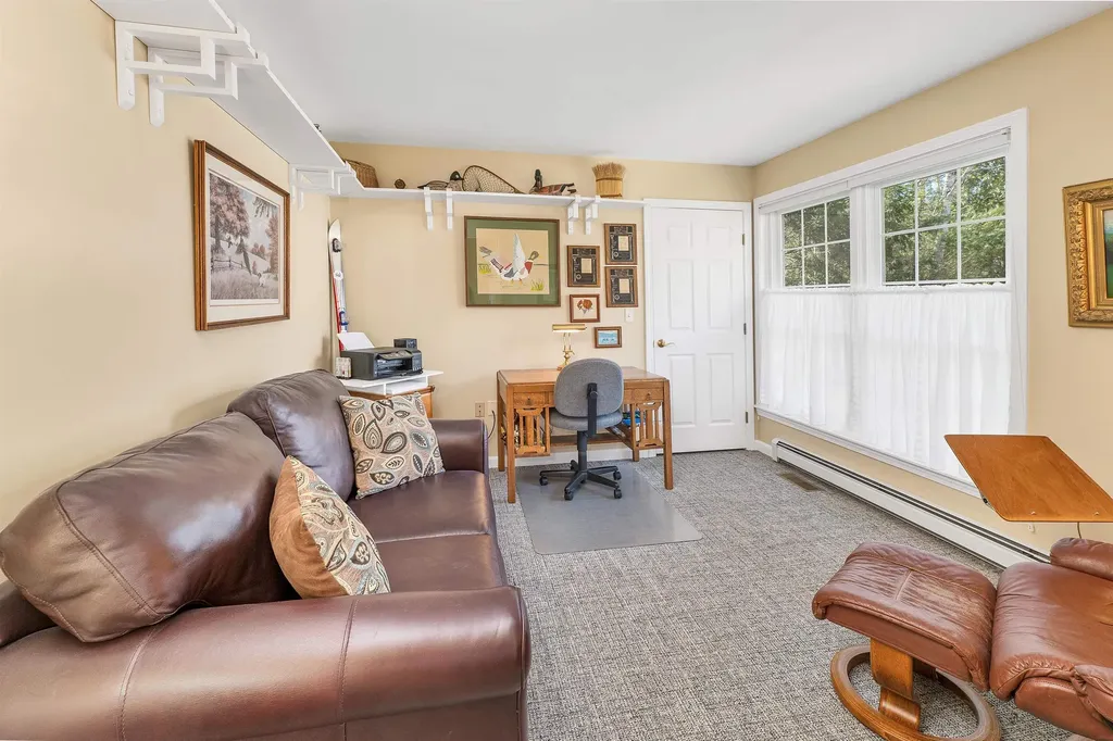 28 Lake View Drive New Hampton NH 03256