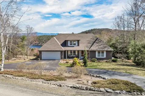 28 Lake View Drive New Hampton NH 03256
