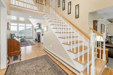 28 Lake View Drive New Hampton NH 03256