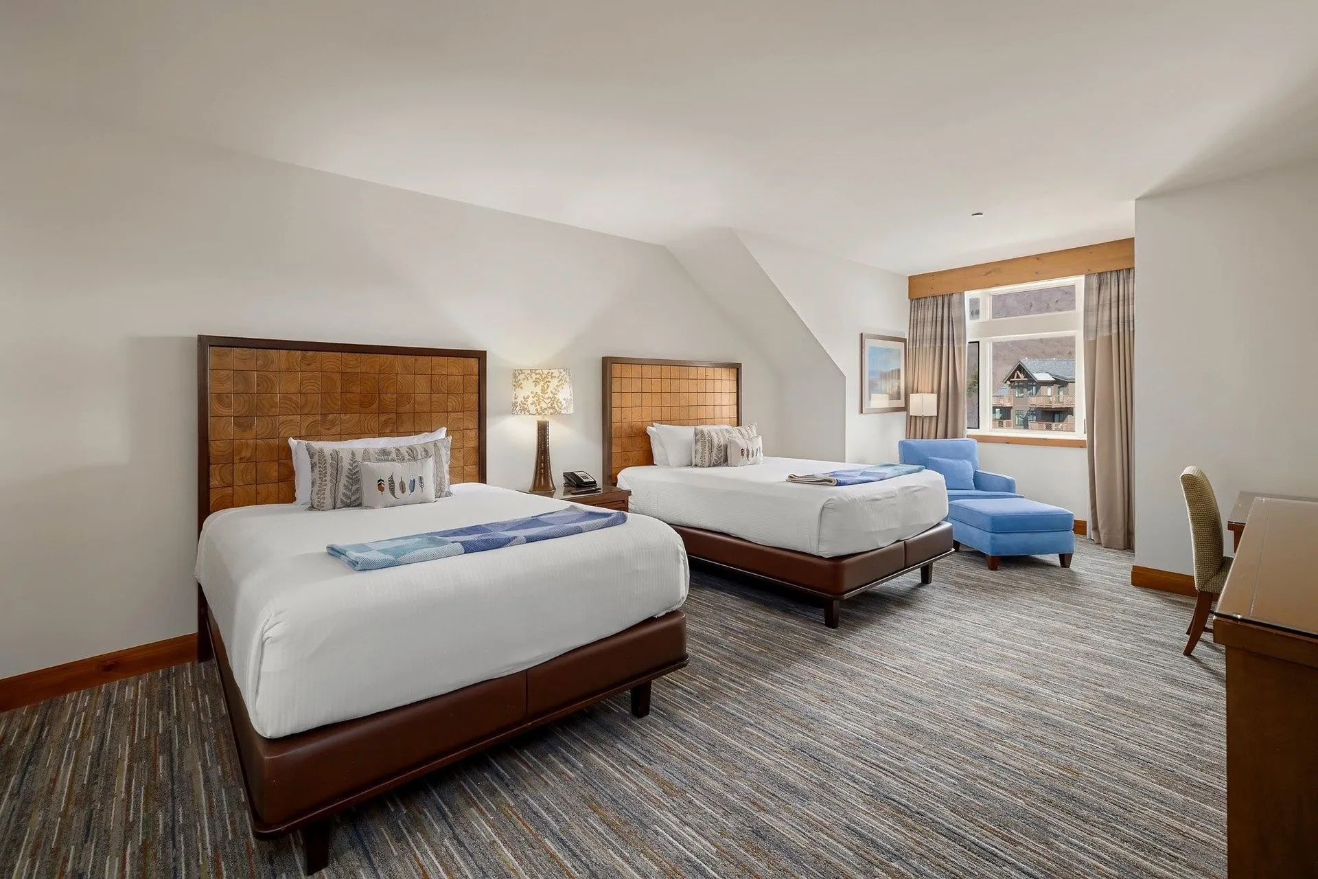 7412 Mountain Road Stowe VT 05672