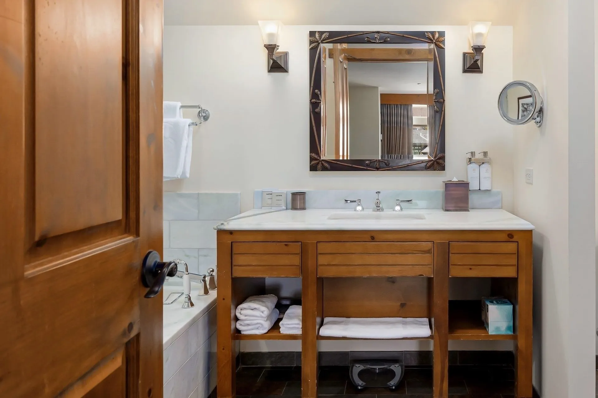 7412 Mountain Road Stowe VT 05672