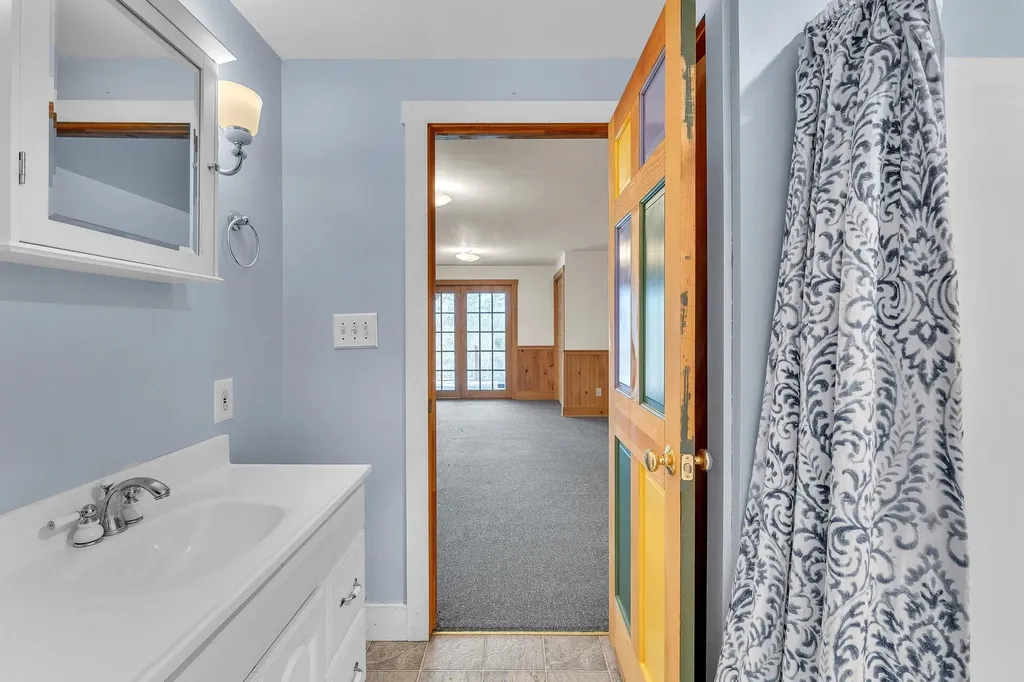 28 Notch Road Middlesex VT 05602