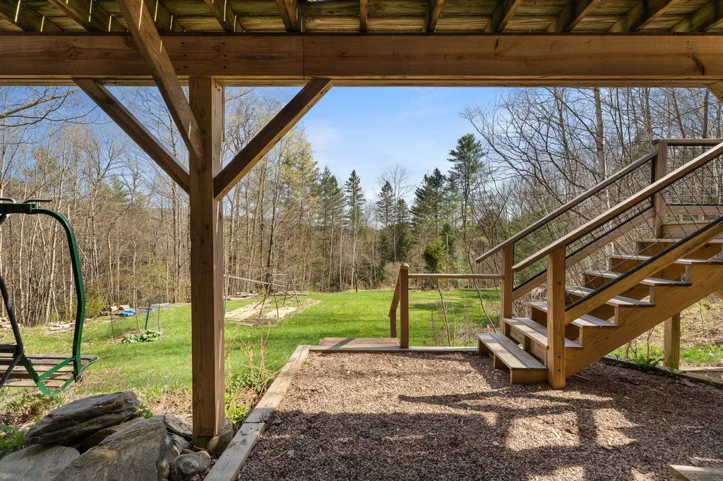 28 Notch Road Middlesex VT 05602