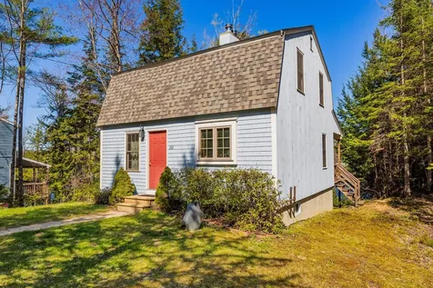 132 Lakeside Drive Haverhill NH 03765