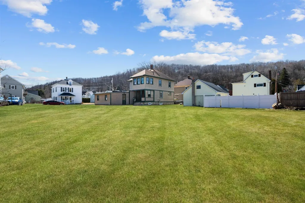 26 Viking Street Berlin NH 03570